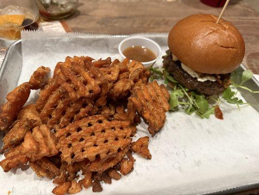 Goat burger w Sweet Potato fries