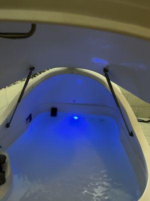 Float tank