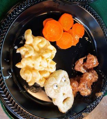 Carrots, Mac and cheese, and meatloaf