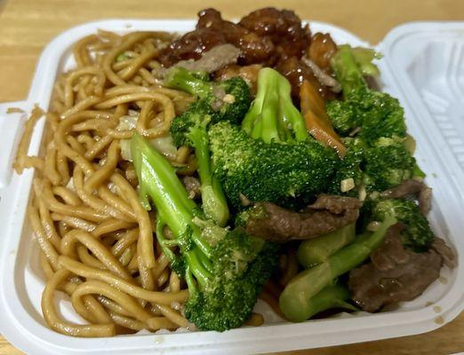 3 item combo beef broccoli and sesame chicken