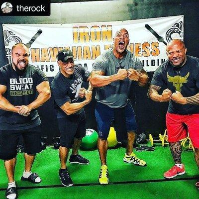 Flexing with the ROCK at IHF!!