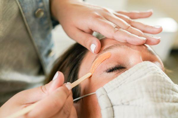 Brow waxing experts