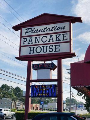 Plantation Pancake House Sign