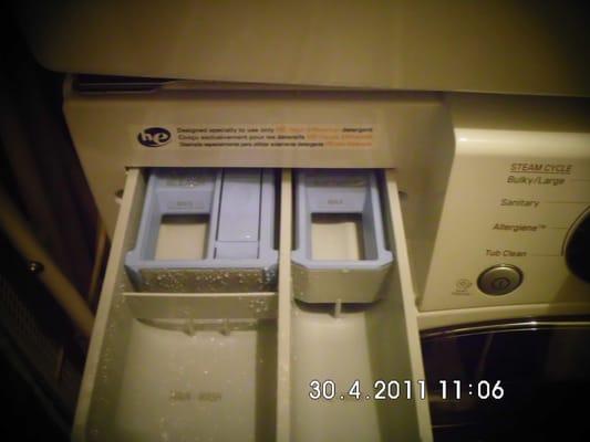 Some photos of my LG Front Loader Washer & Dryer i just bought by S&W