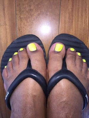 Loving my pedicure #neonlove