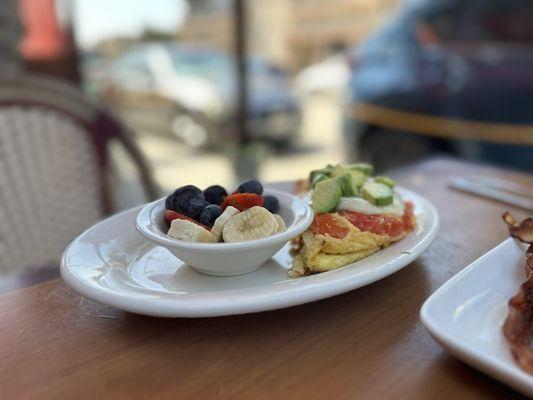 California Omelette with extra avocado