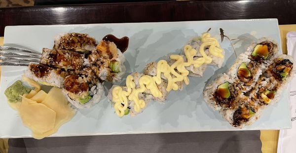 Boston Maki (center) just doused in unseasoned kewpie mayonnaise.