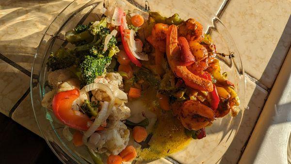 Mixed vegetables and shrimp Curry