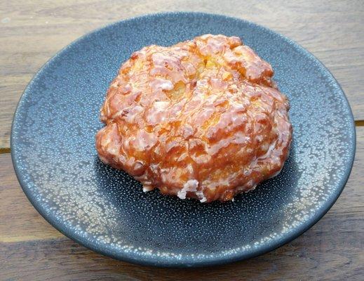 Glaze 'n Daze Donuts 11/28/2020: Apple Fritter with Honey Glaze