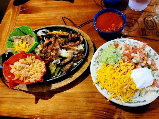 Lunch fajita with chicken and steak