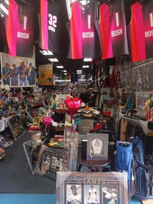 Another Section Inside Knapper's Rock N' Roll & Sports