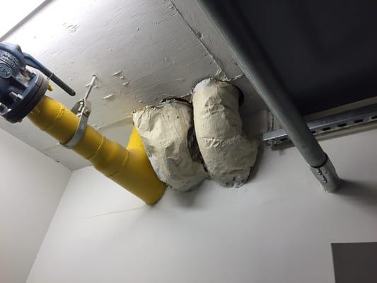 Do most "luxury" apartment complexes have to wrap their pipes to keep them together?