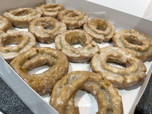 Pumpkin Donuts (seasonal) but worth waiting for