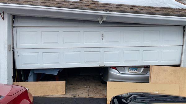 Garage Door Repair Middletown Experts (860) 430-4471