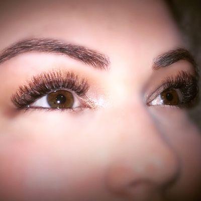 Beautiful Brown Volume lashes for a super soft yet rich appearance