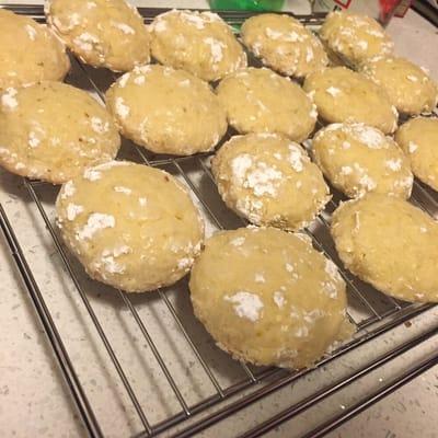 Vegan Citrus Crinkle Cookie