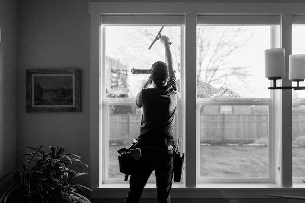 Window and Gutter Cleaning Bellingham, WA. Residential & commercial services throughout Whatcom County, including Lynden, Blaine, Ferndale.