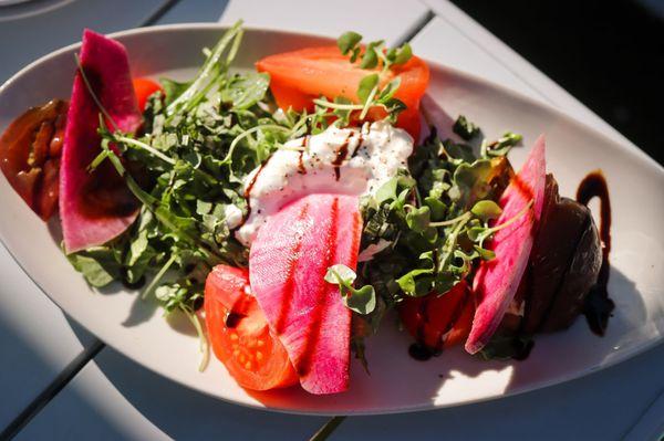 Burrata salad (gluten free).