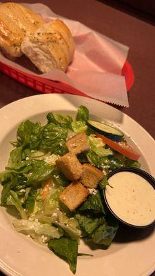 The salad and bread that comes with the meal. You can pick either soup or salad, I went with salad.