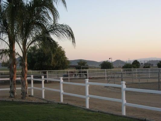 The Pet Prairie Inn Ranch!