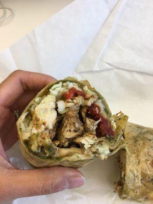 Pesto chicken wrap