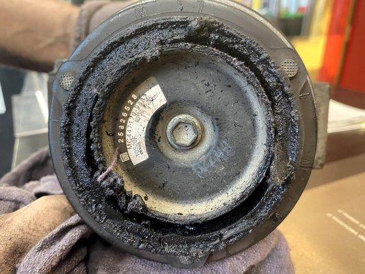 This is a Blown out AC Clutch!