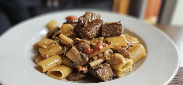 Cajun Rigatoni with Ribeye