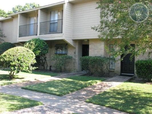 2 bedrooms have a balcony off of the master