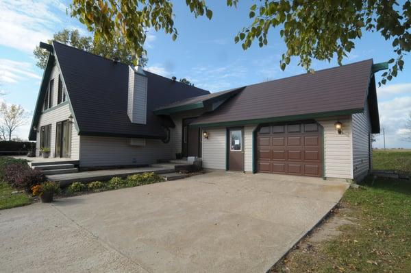 ABC's Seamless Steel Roof in Royal Brown