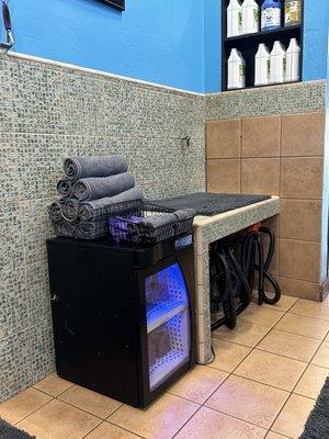 heated towels and blow dry area