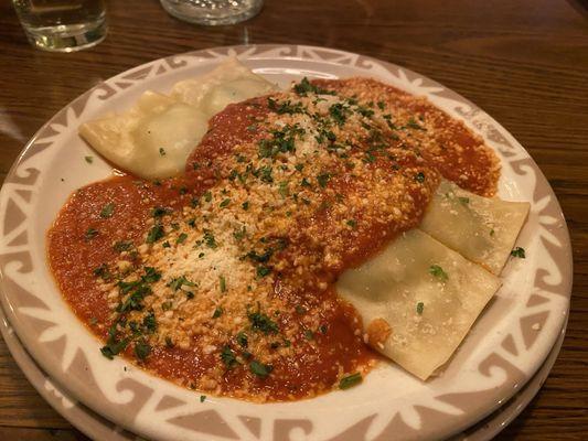 Vegetarian cannelloni