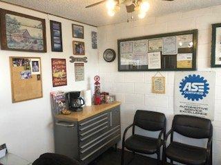 Nice clean waiting room , heated or air conditioned , coffee and water.