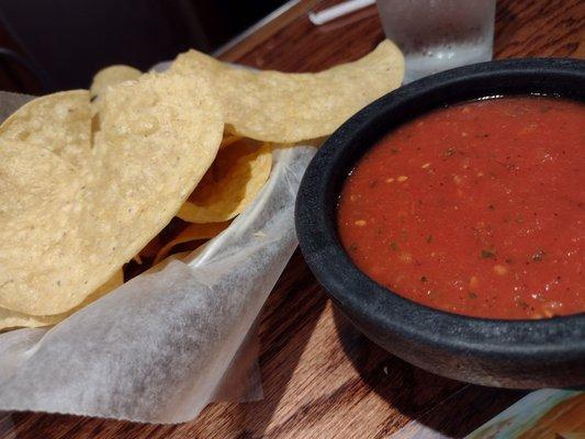 Chips and salsa (kind of bland)