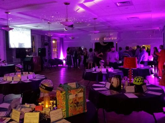 Valley Drive silent auction and Disco party