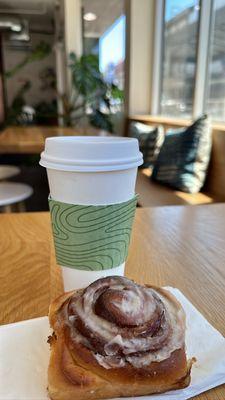 Caramel latte + cinnamon roll