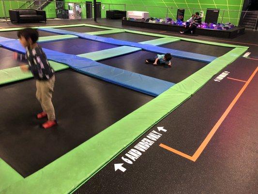 Trampoline zone for under 6 yo