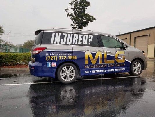 Injured in an accident and your car is damaged, I can come to you.