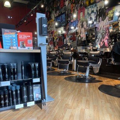 Floyd's 99 Barbershop