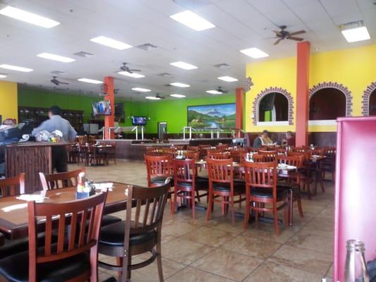 Huge dining area.  Nice clean and bright