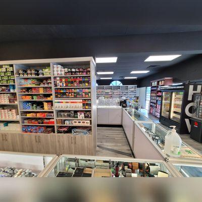 UTAH'S FAVORITE VAPE and SMOKE SHOP EXPERIENCE! We VALUE our Customers and Employees! We VALUE QUALITY! We REWARD LOYAL CUSTOMERS! 21+  ID!