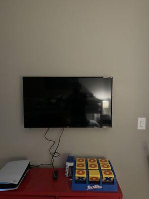 Tv mounting