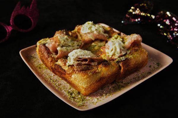 Pistachio Mortadella square pizza