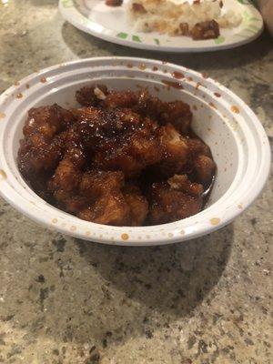 General Tso Chicken which has no vegetables in it.