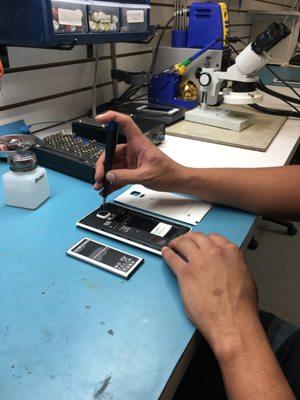 Cell Phone Repair at Plano Preston Park TX