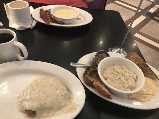 Breakfast, country fried steak .