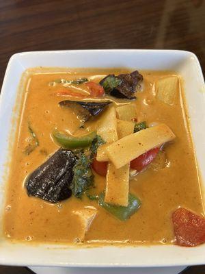 Red curry with tofu