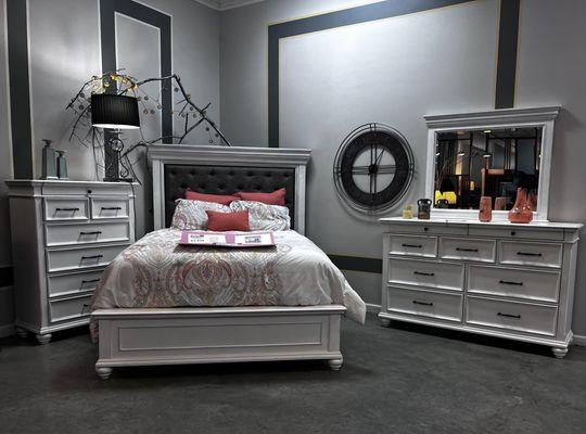 Ashley Furniture 7 Peice Bedroom Set