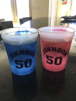 Color-changing stadium cups