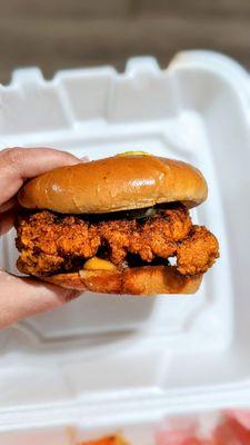 Fried chicken sandwich  (level - damn hot)