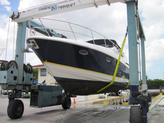 Haul out of a yacht for a bottom inspection.